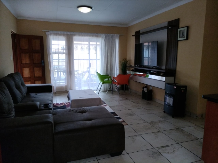 3 Bedroom Property for Sale in Waterval East North West